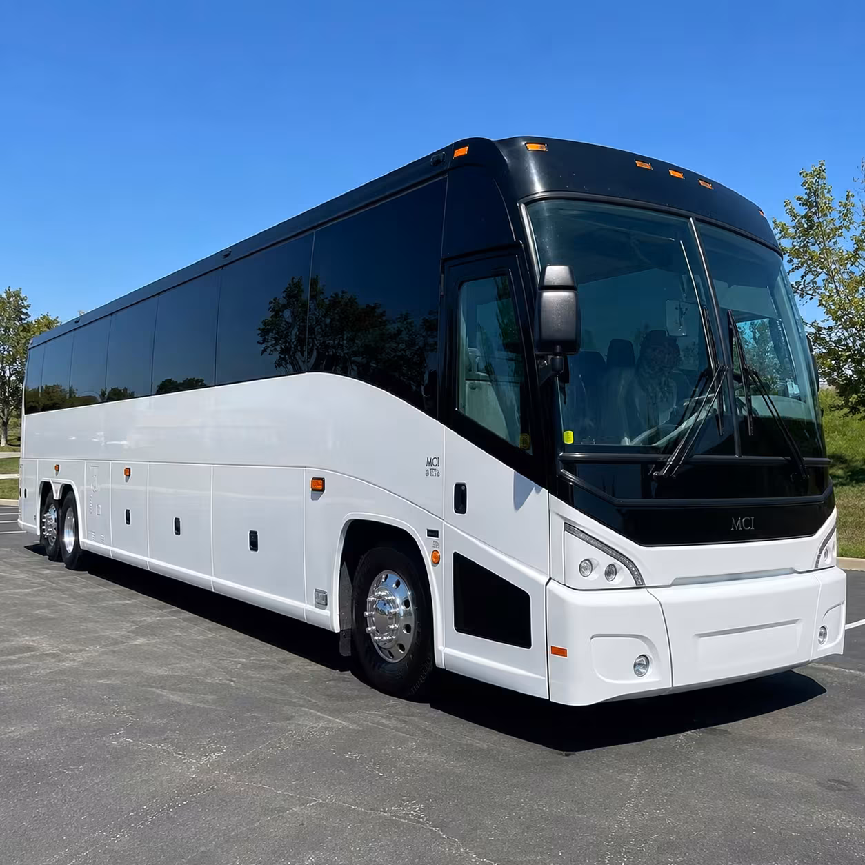 fall river shuttle buses for city hall and courthouse trips