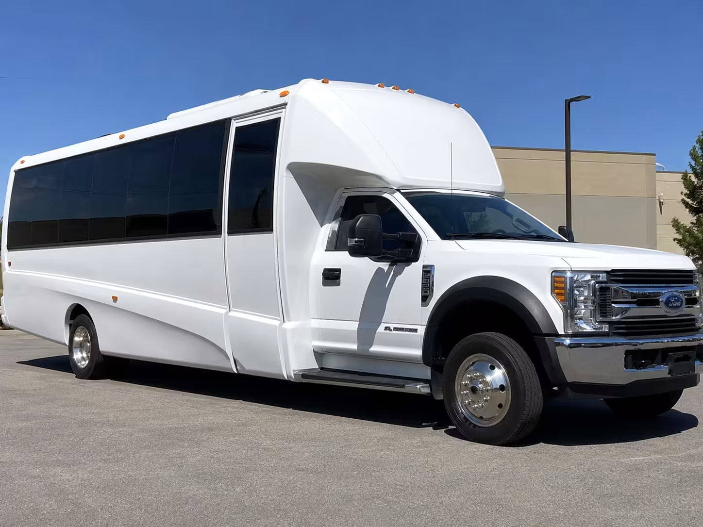 fall river wedding guest minibus rentals from the airport